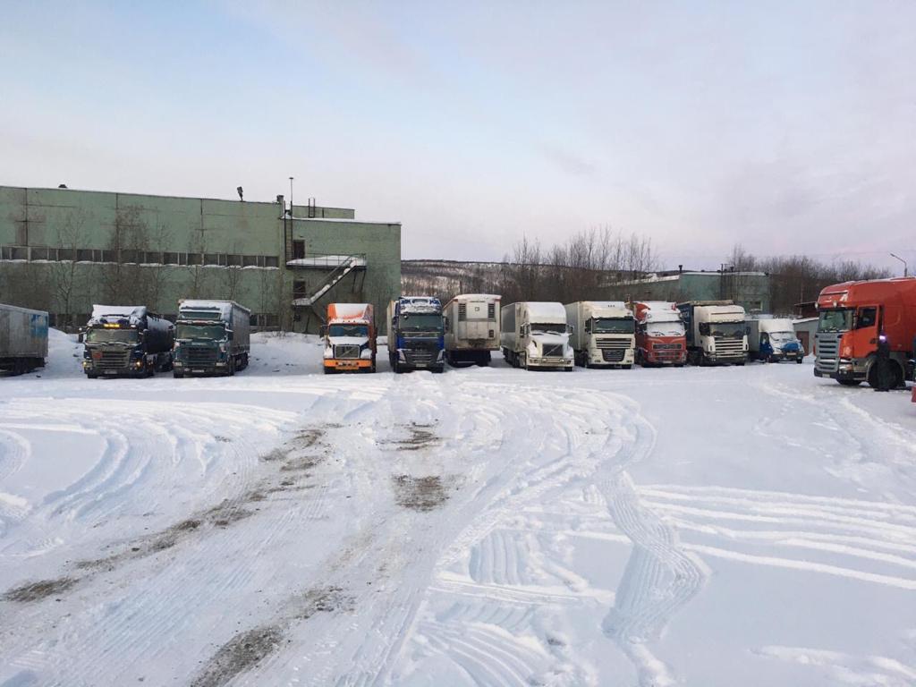 ответственное хранение грузов, фур, прицепов в Мурманске на охраняемой территории